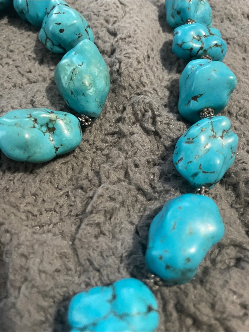 American West Bright Uncut Turquoise Nugget Necklace and Bracelet Set - Picture 3 of 4